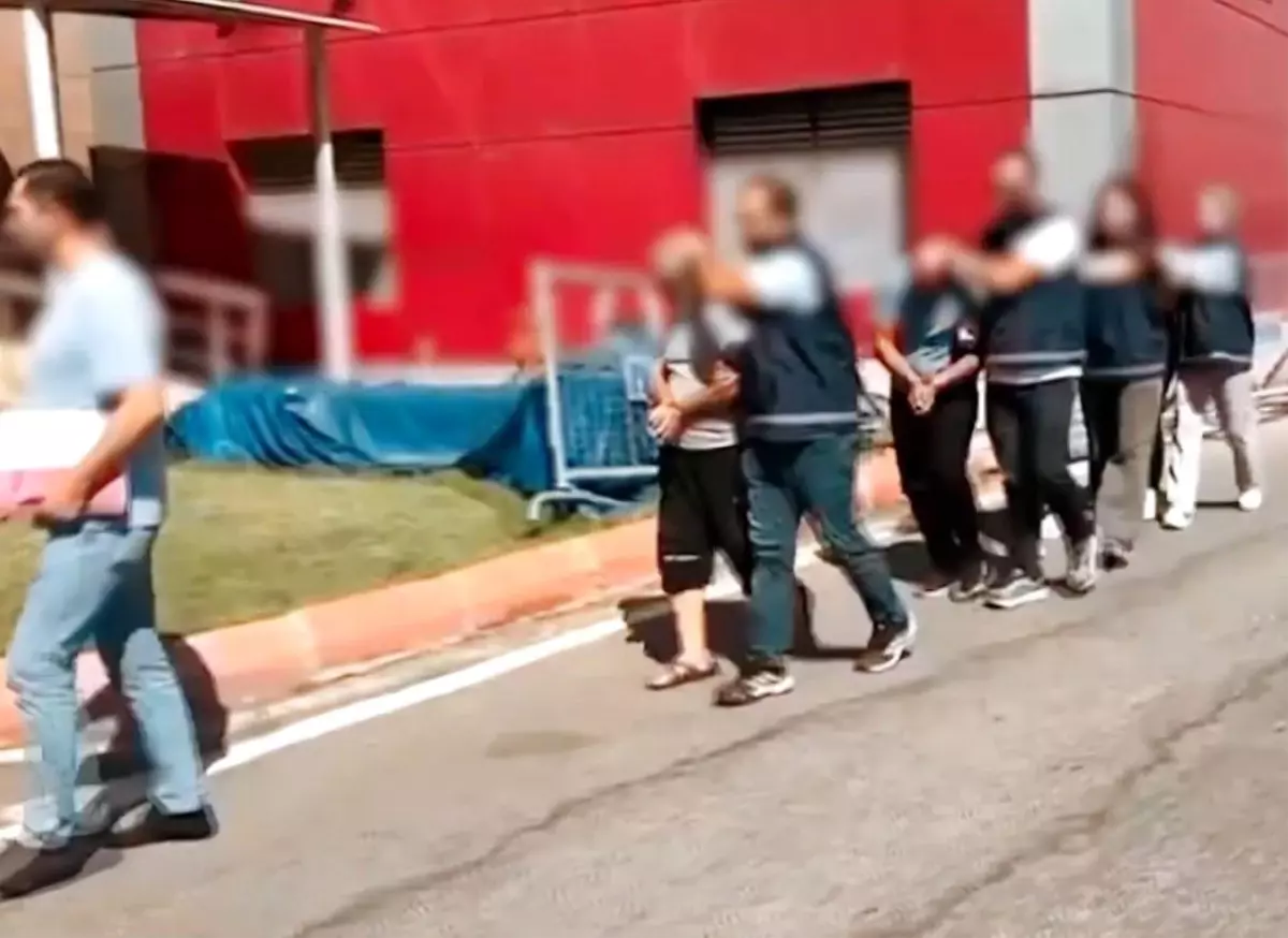 gaziantepte fuhus operasyonu 13 gozalti xJNm1OvI