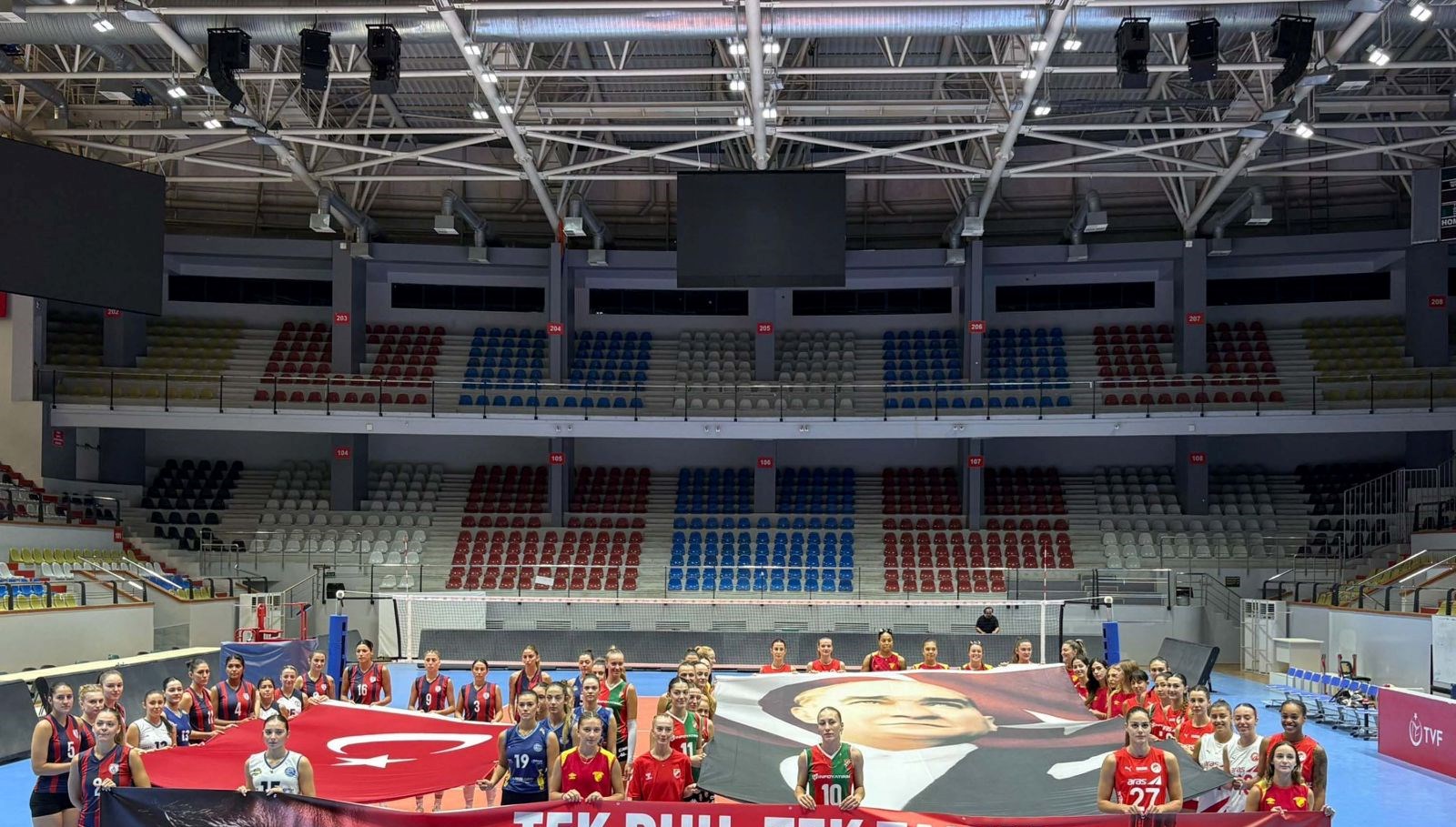 izmirli voleybolcular 9 eylulde tek yurek 9LCnE1wv