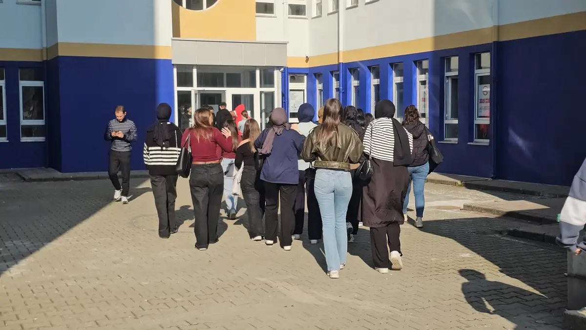 flort siddeti universite ogrencilerinin tutumlari Wwp9hBBg.jpg