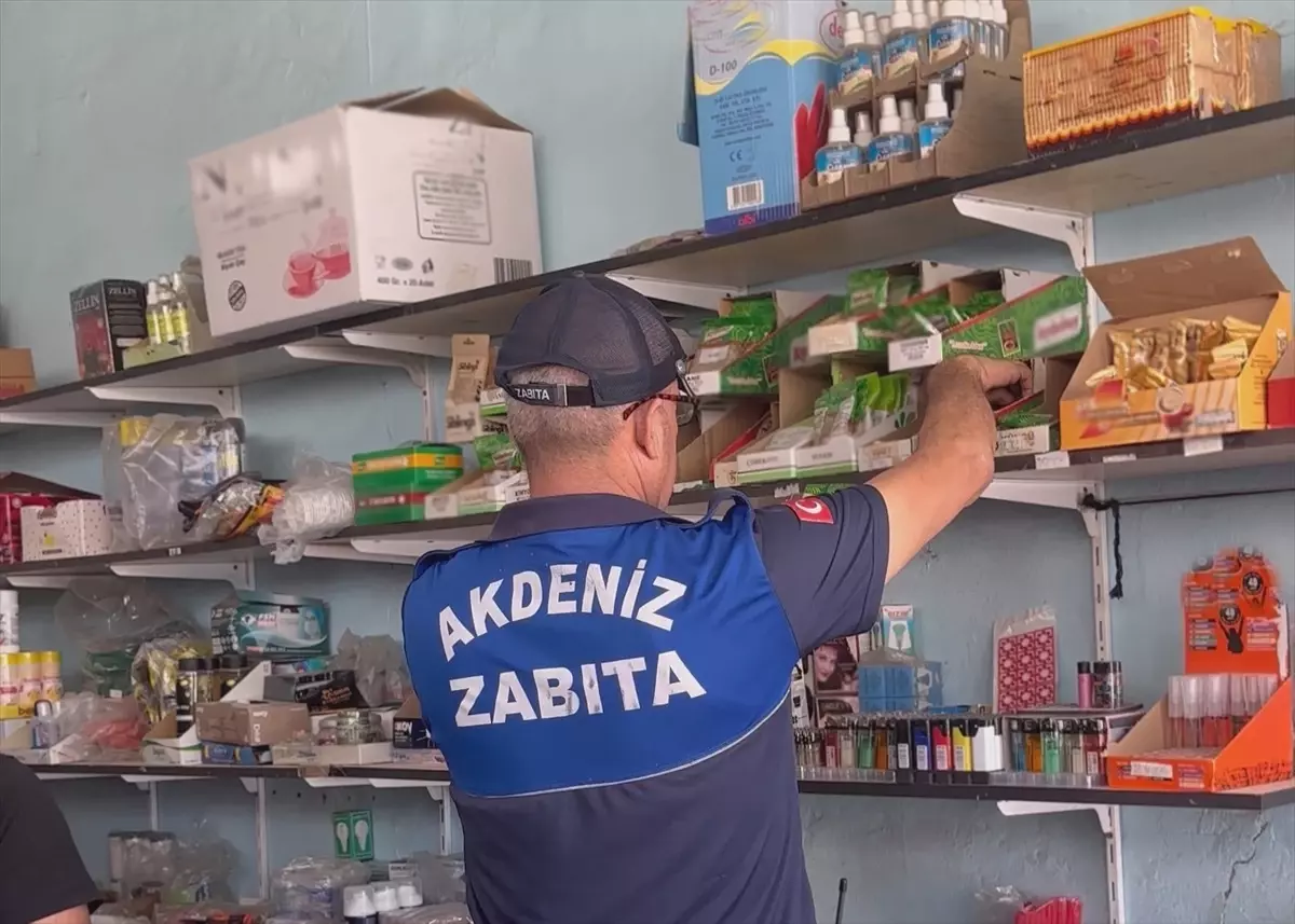 mersinde tarihi gecmis gida urunleri ele gecirildi SQb1B57e