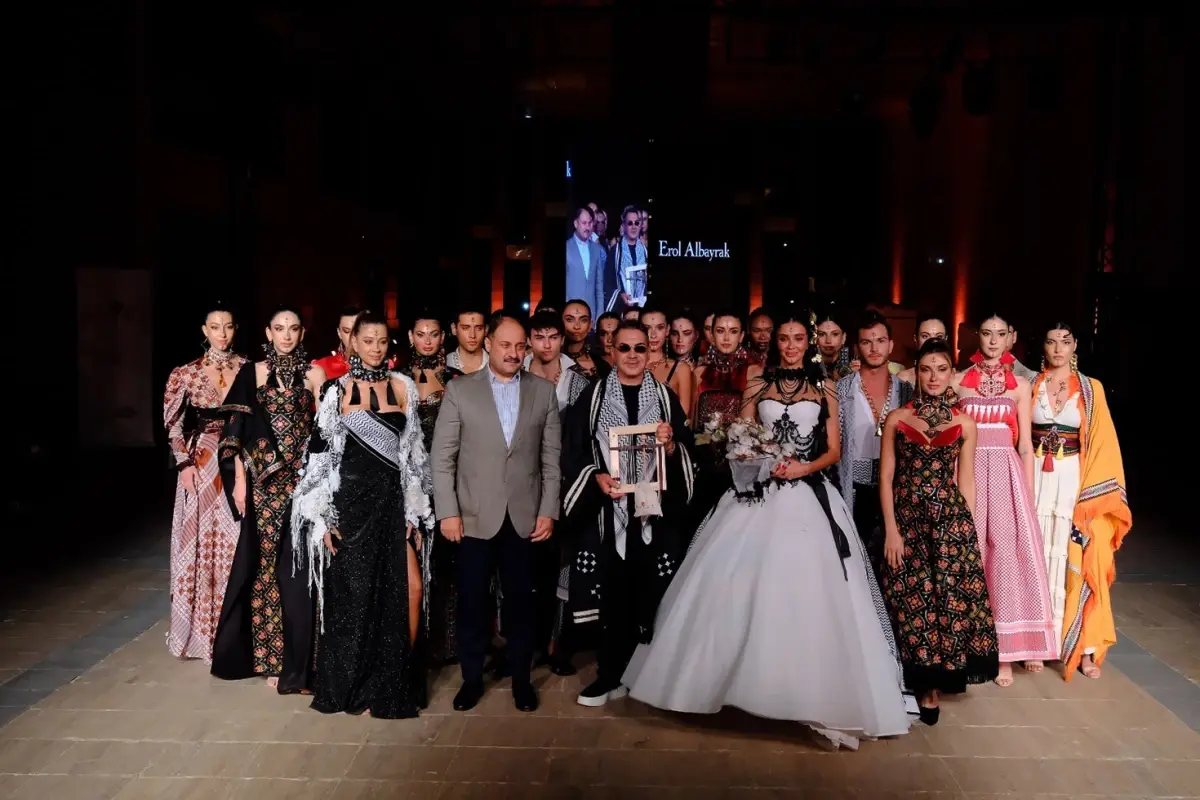 sanliurfanin kulturel mirasi moda ile bulustu GBL92F7v