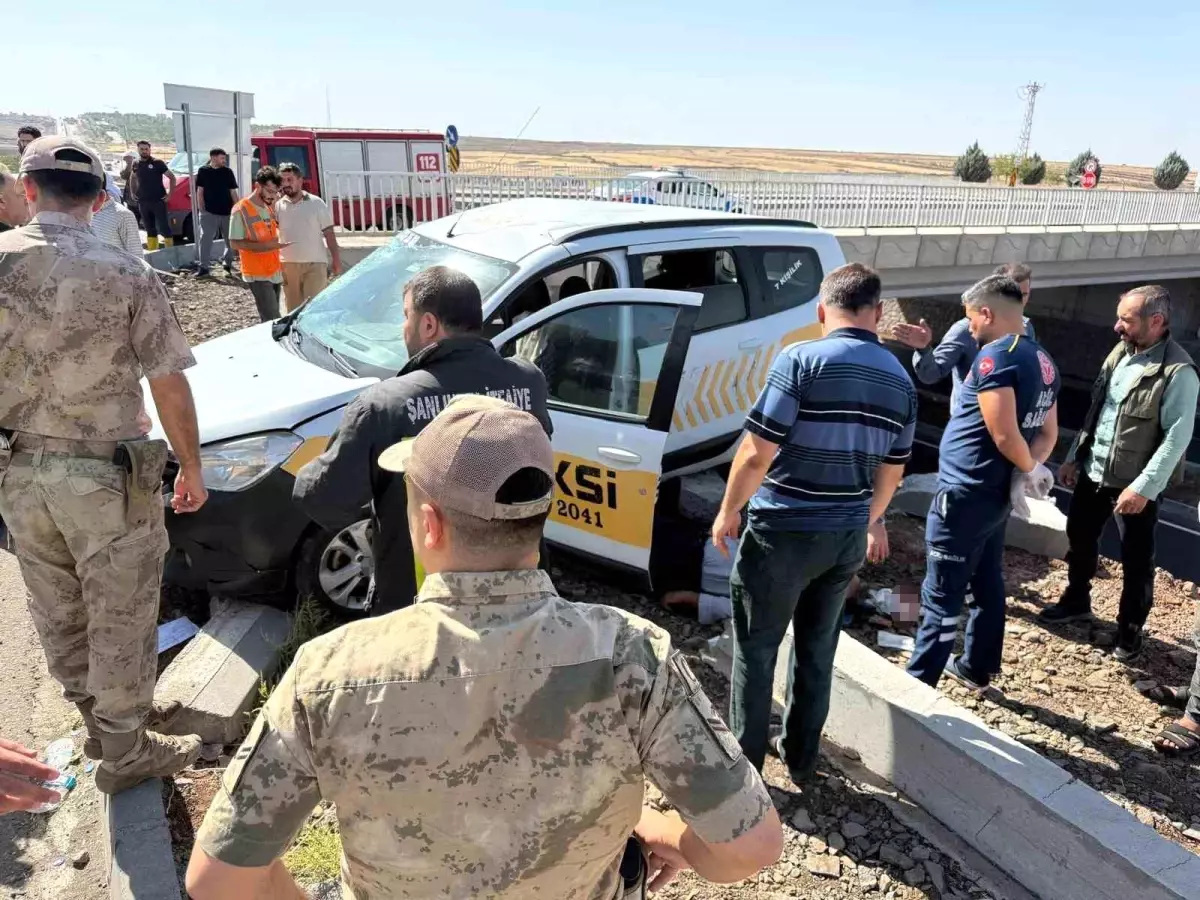siverekte trafik kazasi 4 yarali YHUjPlnp