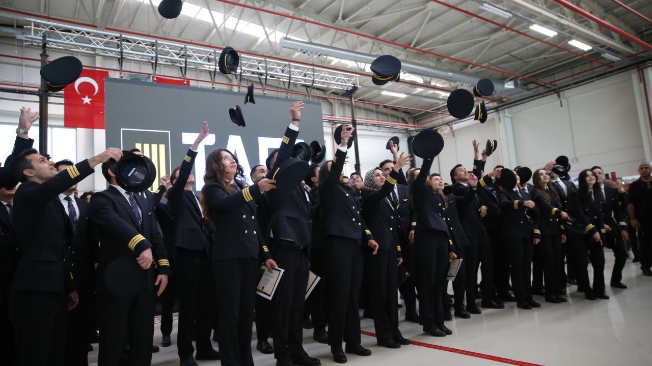 thynin yeni pilotlari mezun oldu nP5Bz6fv