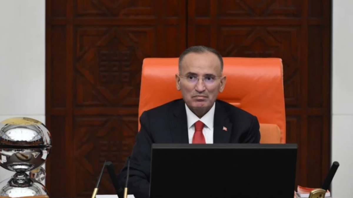 bekir bozdag meclise dondu zayifligi gozlerden kacmadi BKD92uIi.jpg