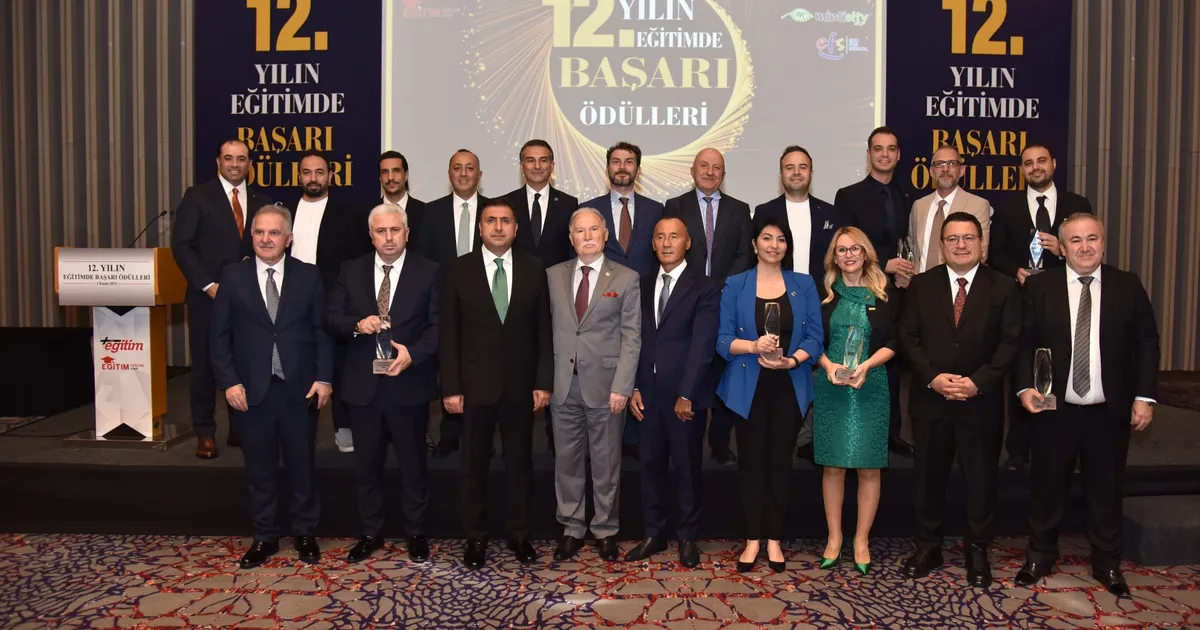 emko egitim cozumlerine yilin egitim teknolojileri sirketi odulu tiptBBJT.webp