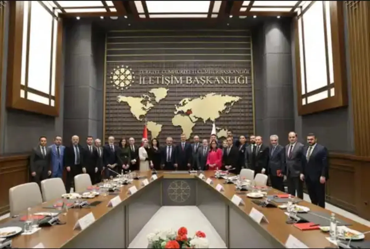 tbf heyeti iletisim baskani durani ziyaret etti BperJRMA.jpg