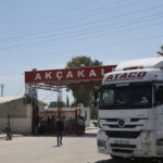 pasaportla-gecislerin-basladigi-gumruk-kapasindan-gunde-700-tir-gecmesi-bekleniyor-U4DvHBhk